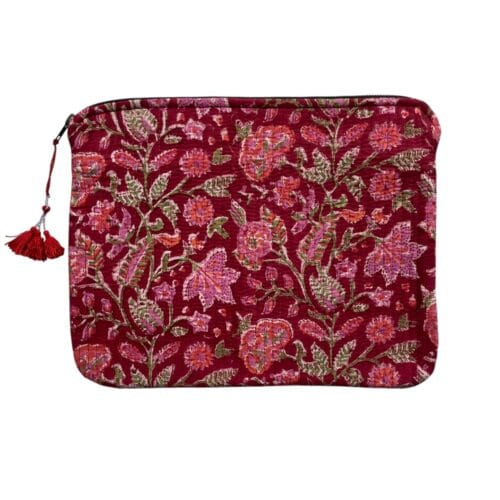 Tara Finds laptop sleeve India Red