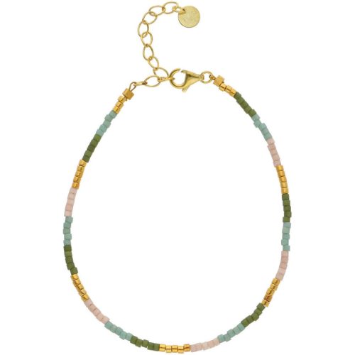 Kira Armbånd i 24k forgyldt genanvendt sterling sølv med Miyuki-glasperler i farven Dusty Green fra Nuni Copenhagen